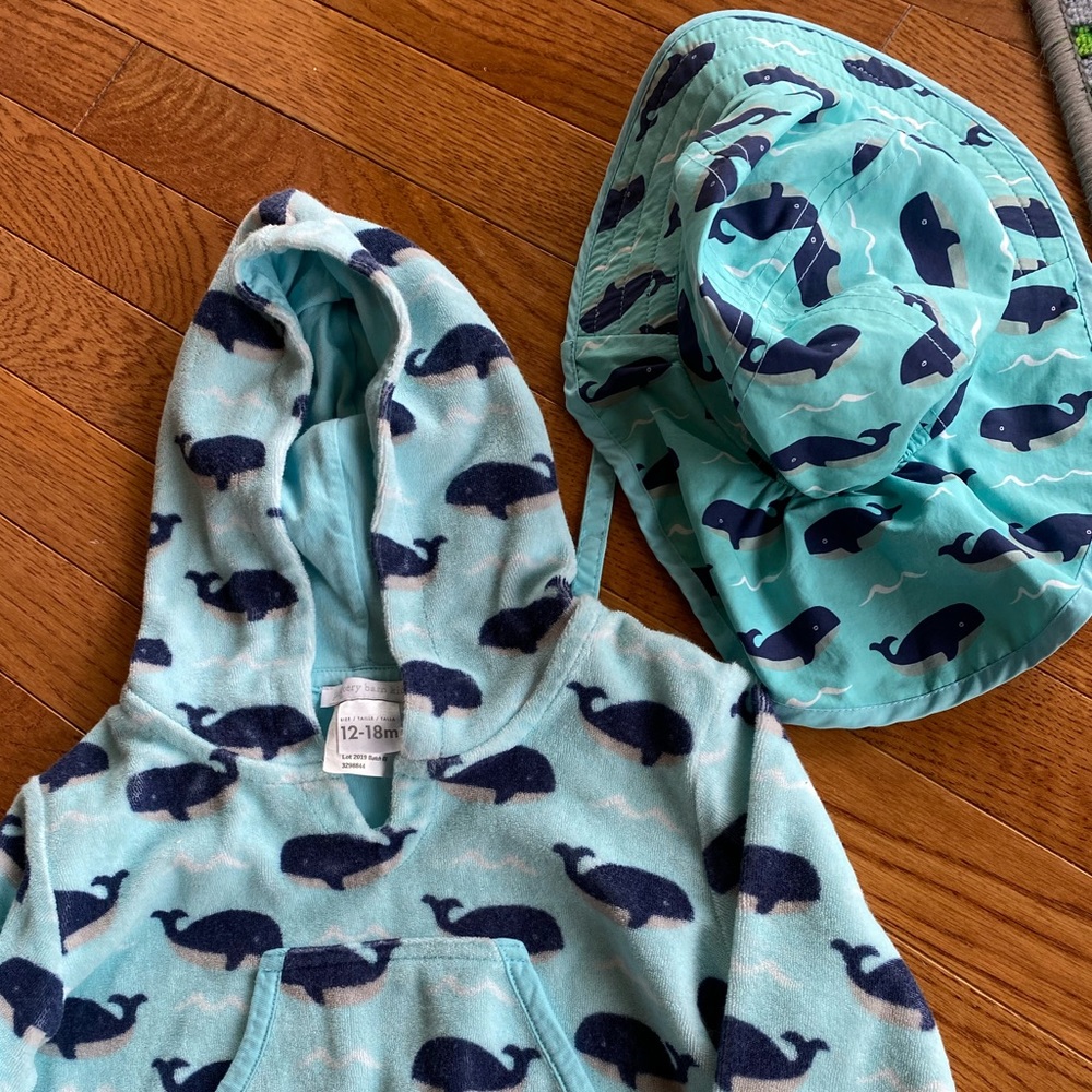 Pottery Barn Kids Terry Cover-up Sz 12-18 Months w/ UPF sun hat.